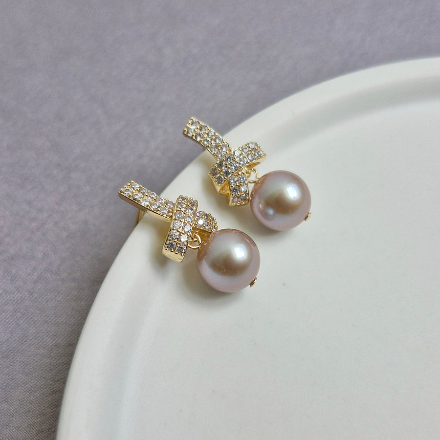 Mauvé Freshwater Pearl Earrings / 18k Gold-plate