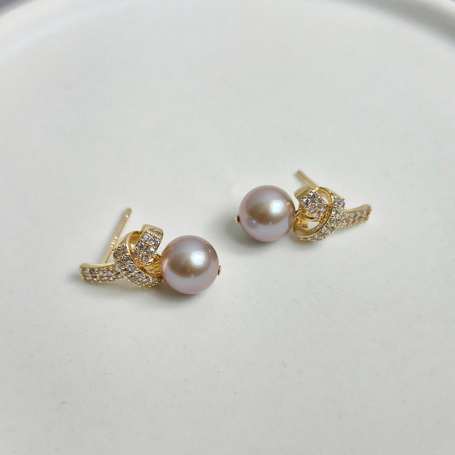 Mauvé Freshwater Pearl Earrings / 18k Gold-plate