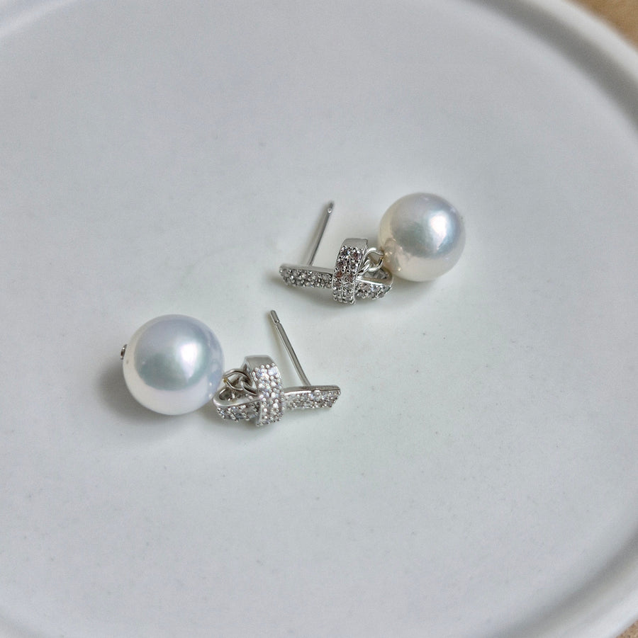 Freshwater Pearl Earrings / Rhodium Silver