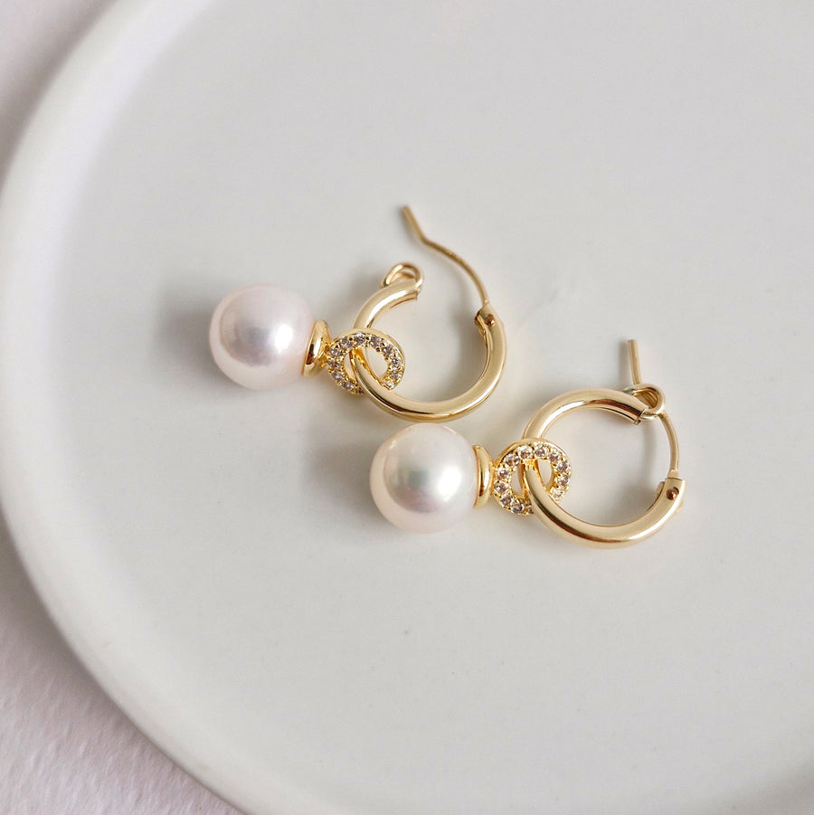 Freshwater Pearl Hoop Earrings / 14k Gold-filled Hoops