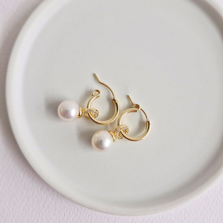 Freshwater Pearl Hoop Earrings / 14k Gold-filled Hoops