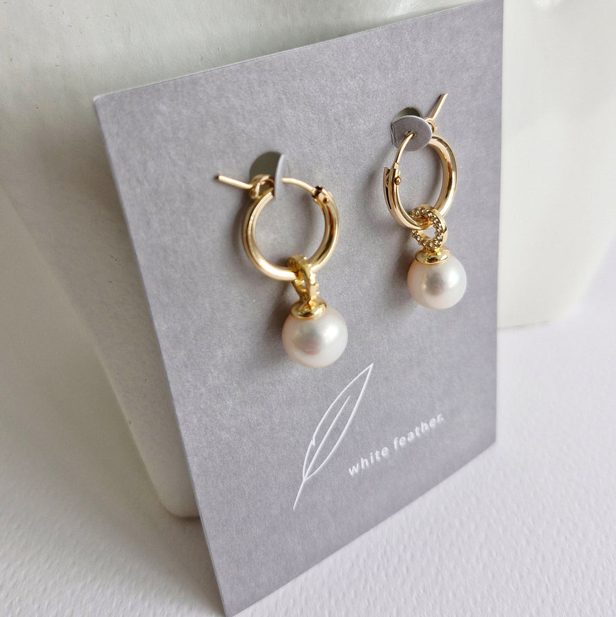 Freshwater Pearl Hoop Earrings / 14k Gold-filled Hoops